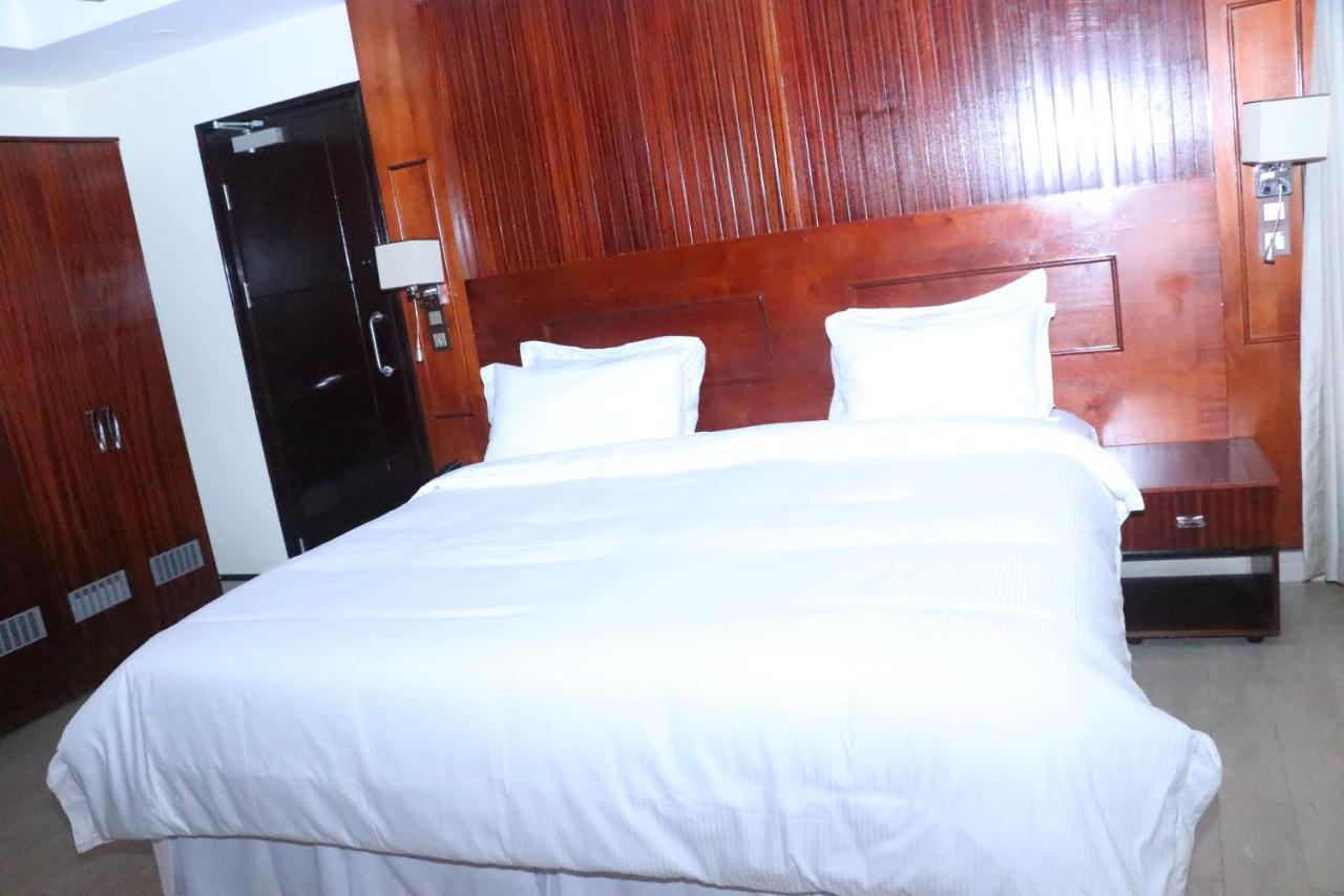 Sainte Famille Hotel كيغالي المظهر الخارجي الصورة